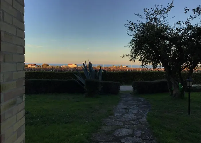 Martina Bed & Breakfast 3*